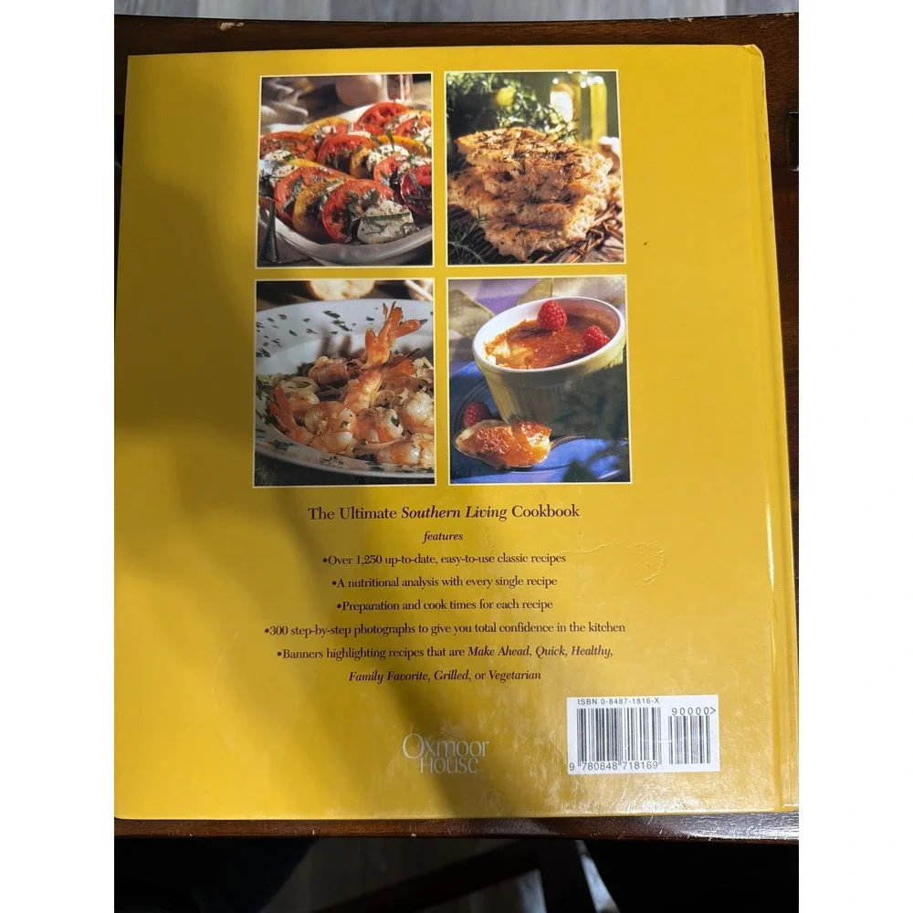 The Ultimate Southern Living Cookbook Hardcover 1999 Oxmoor House 084871816X